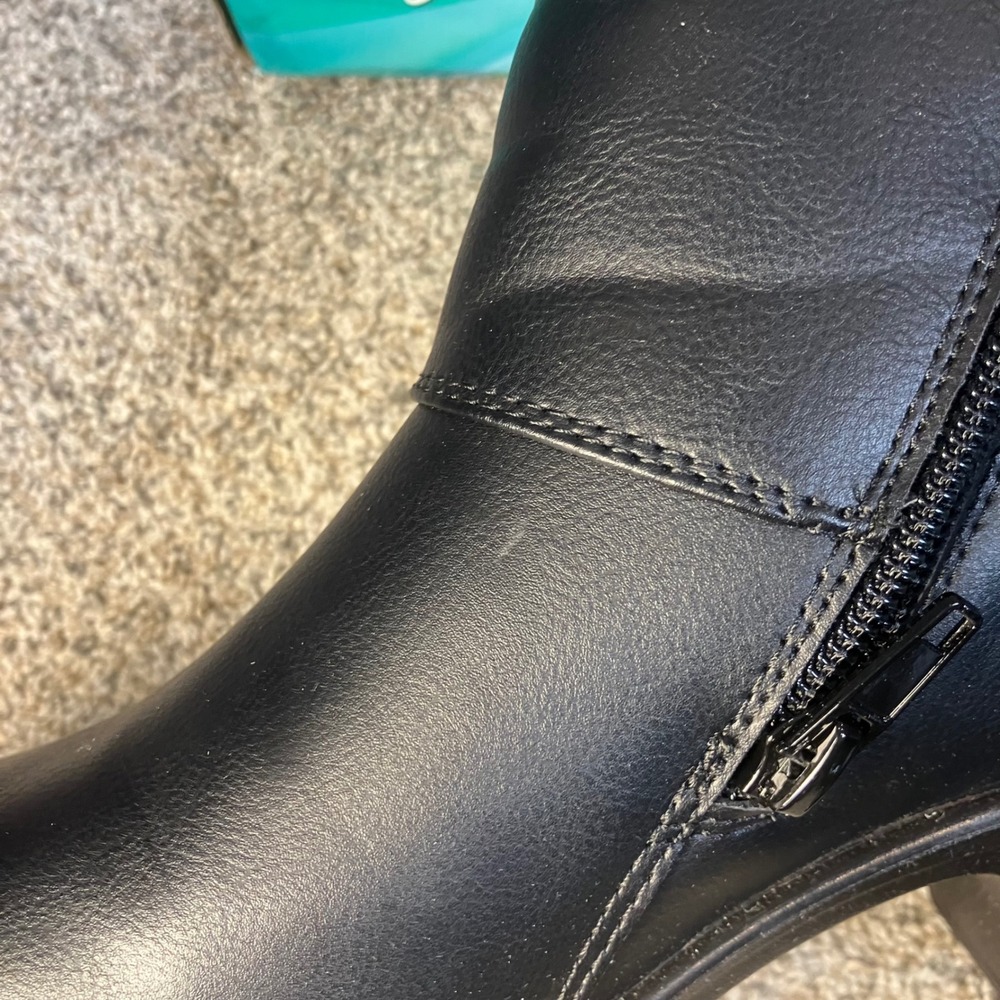 Easy Street Fritzi Black Ankle Boots Womens 6W Comfort Wave Bootie NIB Orig $75 - Picture 13 of 13